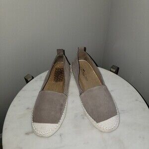 #35 NWOT Aqua College Waterproof tan flat espadrille shoes size 7M